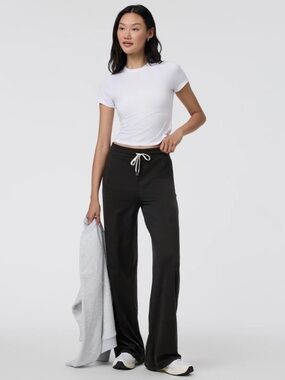 Vuori halo essential Black Wide-Leg Drawstring pant- long